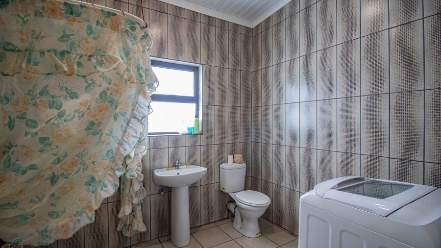 3 Bedroom Property for Sale in Aurora Western Cape